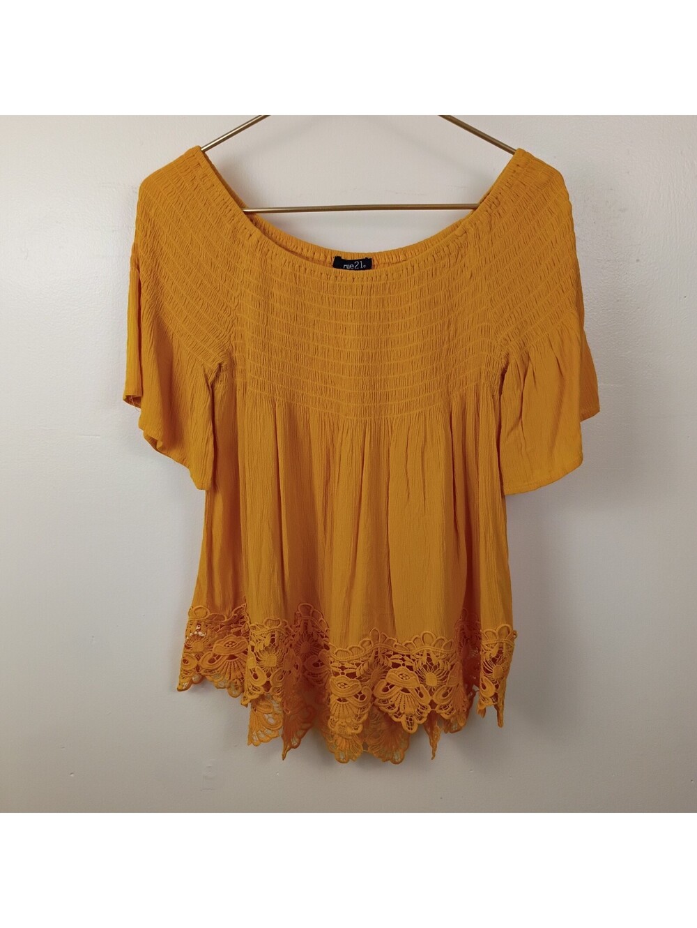 Rue21 Mustard Yellow Off Shoulder Boho Lace Size M Flowy Peasant Smocking
